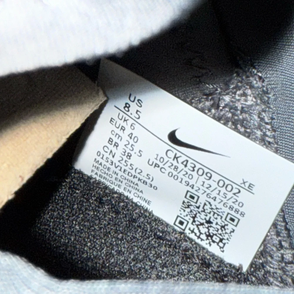 Nike Women’s Pegasus Trail 2 Sneakers - Picture 5 of 11